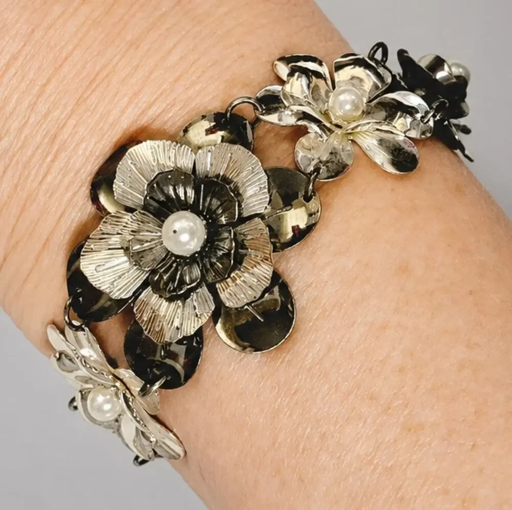 Vintage Gunmetal & Silver Faux Pearl Flower Link Bracelet, 7